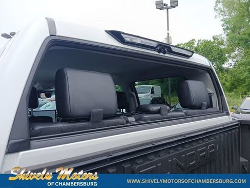 Used 2023 Toyota Tundra Limited AWD/4WD image 19