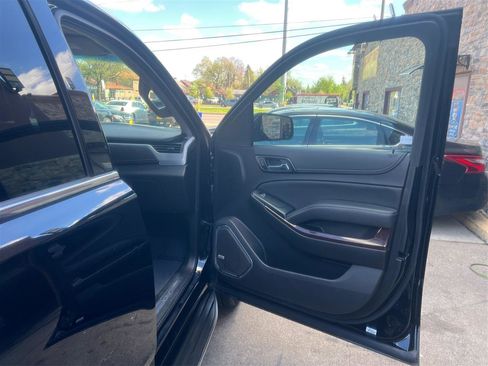 Used 2019 GMC Yukon SLT AWD/4WD image 34