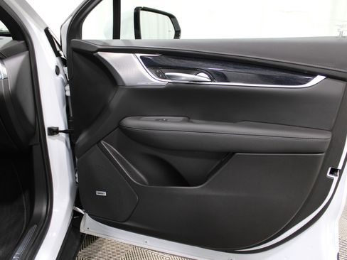 New 2025 Cadillac XT5 Premium Luxury image 34