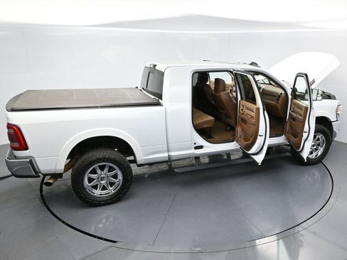 Used 2022 RAM 2500 Limited AWD/4WD image 43