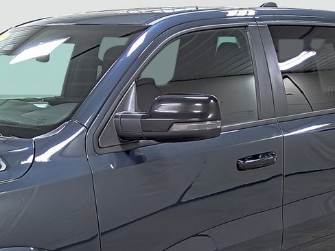 Used 2025 RAM 1500 Big Horn AWD/4WD image 8