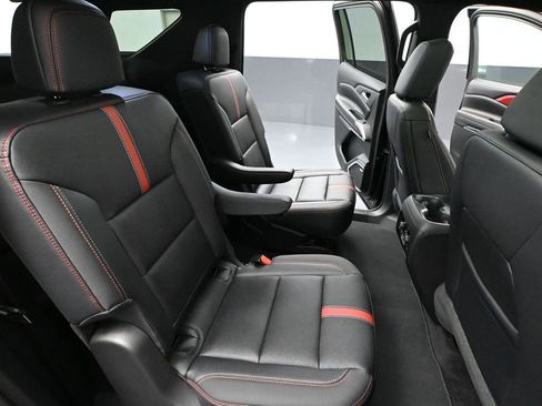 Used 2026 Chevrolet Traverse RS image 51