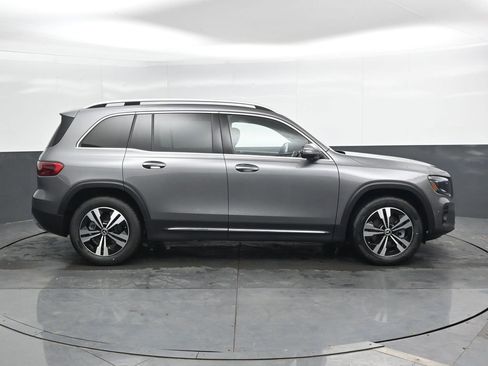 New 2026 Mercedes-Benz GLB 250 4MATIC image 3