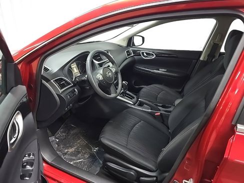 Used 2017 Nissan Sentra SV image 28