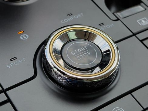 New 2026 Bentley Flying Spur Plug-In Hybrid AWD/4WD image 29