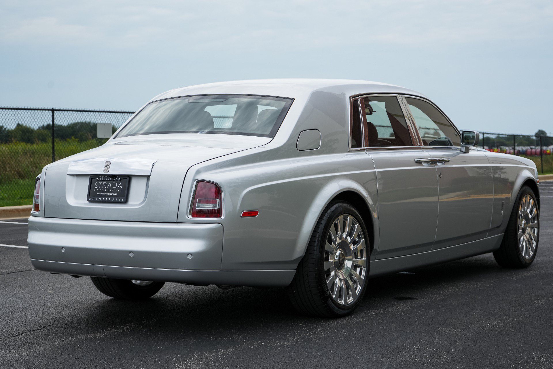 Used 2005 Rolls-Royce Phantom Sedan RWD image 5