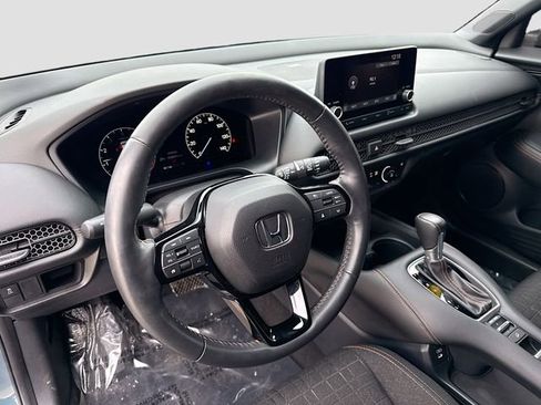 Certified 2024 Honda HR-V Sport image 9