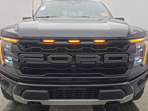Used 2025 Ford F150 Raptor AWD/4WD image 2