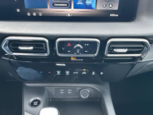 New 2026 Nissan Sentra SV w/ Floor Mat Package FWD image 33