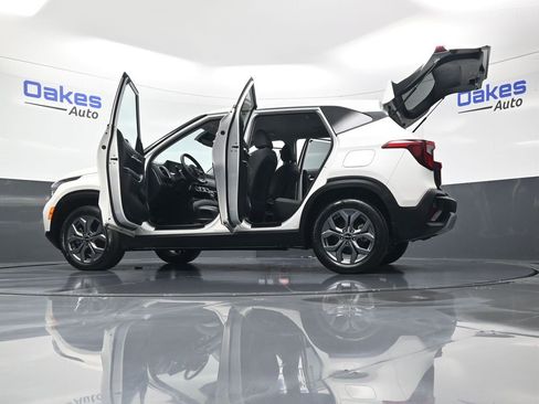 Certified 2024 Kia Seltos LX image 59