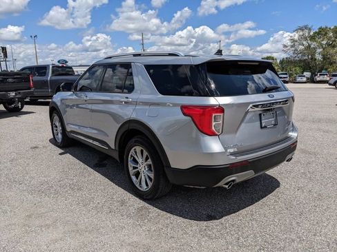 Used 2021 Ford Explorer Limited AWD/4WD image 6