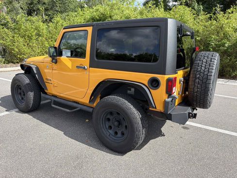 Used 2013 Jeep Wrangler Sport AWD/4WD image 5