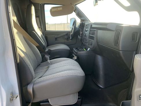New 2025 Chevrolet Express 4500 w/ Power Convenience Package RWD image 26