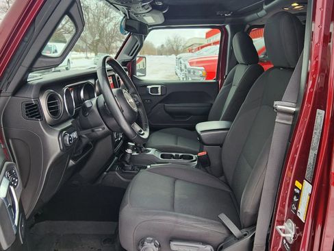 Used 2022 Jeep Gladiator Sport image 20