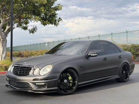 Used 2008 Mercedes-Benz E 63 AMG Sedan image 4