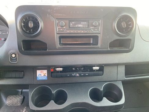 Used 2019 Mercedes-Benz Sprinter 144 Cargo image 20