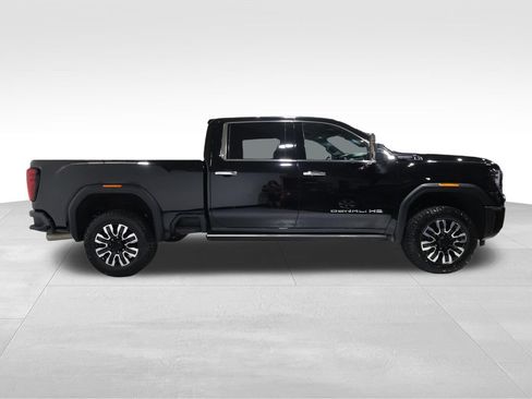Used 2025 GMC Sierra 3500 Denali Ultimate AWD/4WD image 5