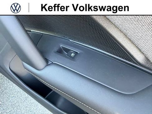 New 2026 Volkswagen Tiguan S FWD image 32