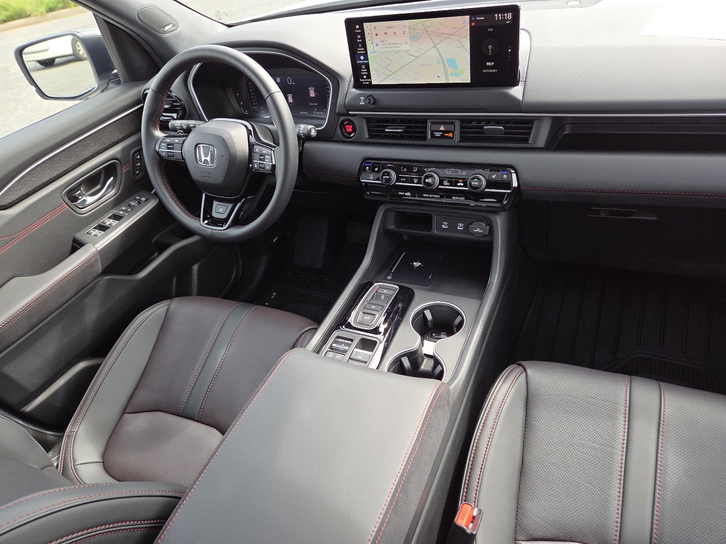 Certified 2026 Honda Pilot Black Edition image 24
