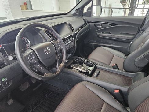 Used 2023 Honda Ridgeline Black Edition image 8
