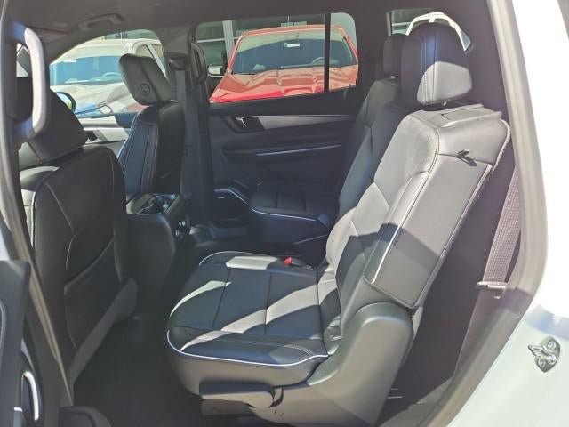 Used 2026 Buick Enclave Preferred FWD image 25