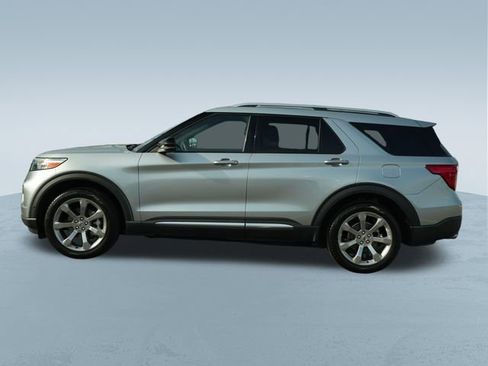 Used 2020 Ford Explorer Platinum w/ Premium Technology Package AWD/4WD image 4