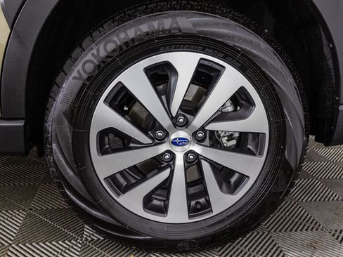 Used 2025 Subaru Outback Premium w/ Popular Package #1A image 53