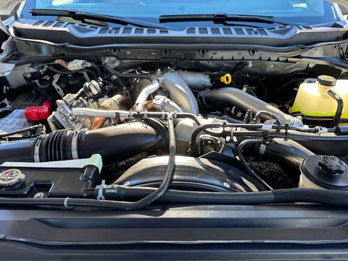 Certified 2025 Ford F250 XLT w/ FX4 Off-Road Package image 11