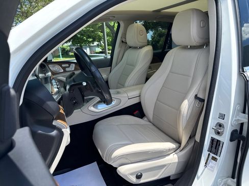 Used 2022 Mercedes-Benz GLE 350 4MATIC image 2