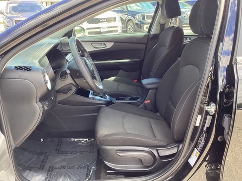 Certified 2024 Kia Forte LXS FWD image 15