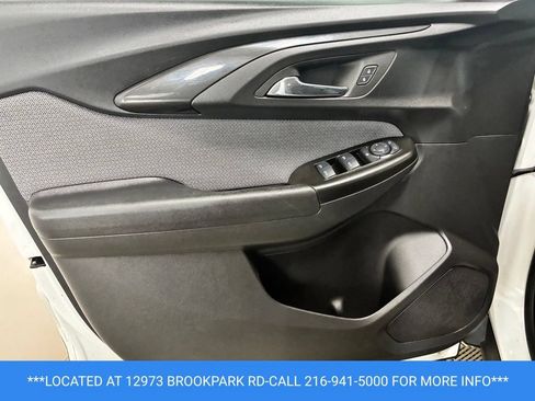 Used 2023 Chevrolet TrailBlazer LS FWD image 7