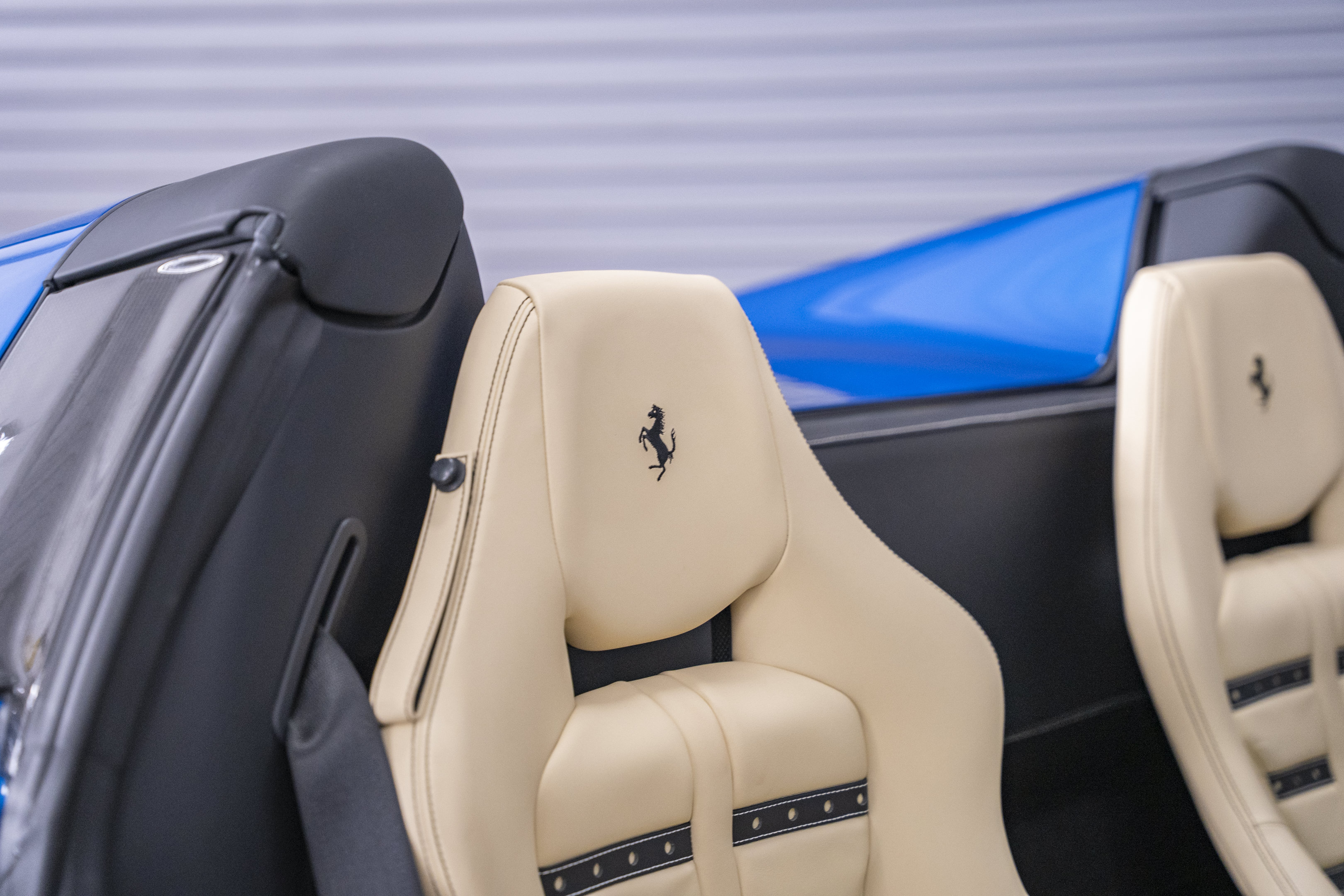 Used 2023 Ferrari F8 Tributo RWD image 39