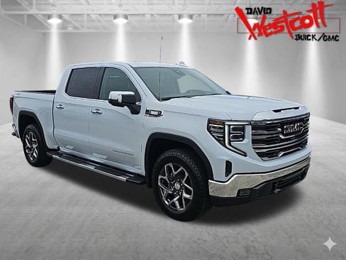 New 2026 GMC Sierra 1500 SLT w/ SLT Premium Plus Package AWD/4WD image 1