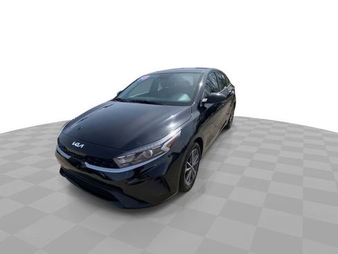 Used 2023 Kia Forte LXS FWD image 6
