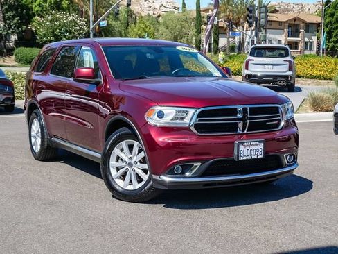 Used 2019 Dodge Durango SXT w/ 3rd Row Seating Group RWD image 2