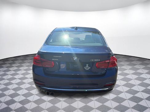Used 2018 BMW 330i xDrive Sedan w/ Executive Package AWD/4WD image 4