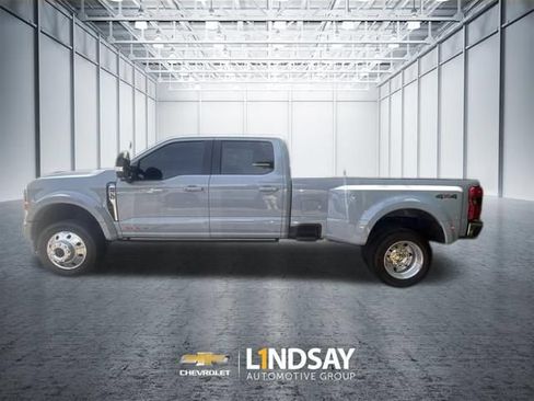 Used 2025 Ford F450 Lariat w/ Lariat Ultimate Package AWD/4WD image 4