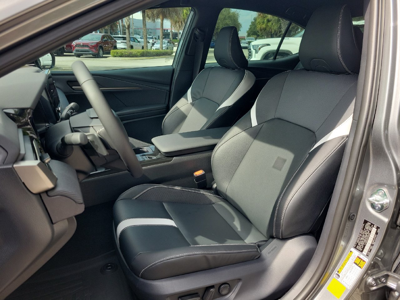 Used 2026 Toyota Camry SE FWD image 17