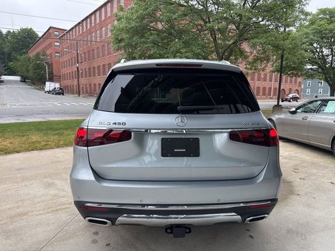 Certified 2025 Mercedes-Benz GLS 450 4MATIC image 7