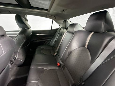 Used 2018 Toyota Camry XSE FWD image 29