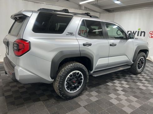 Used 2025 Toyota 4Runner TRD Off-Road image 6