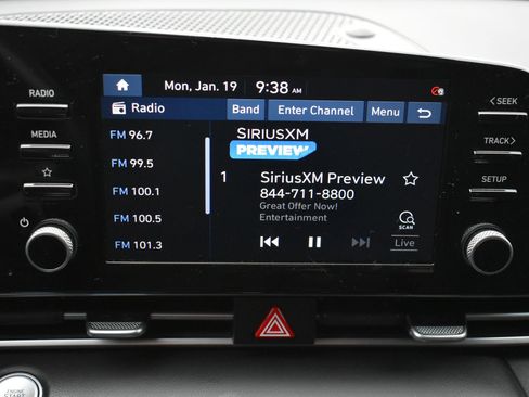 Used 2021 Hyundai Elantra SEL w/ Convenience Package image 25