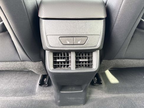 New 2026 Chevrolet Equinox RS w/ Convenience Package III FWD image 31