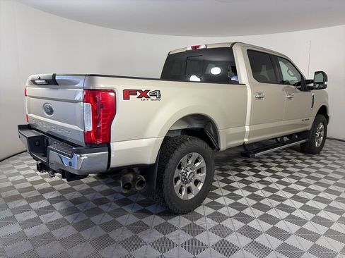 Used 2018 Ford F250 Lariat w/ Chrome Package AWD/4WD image 7