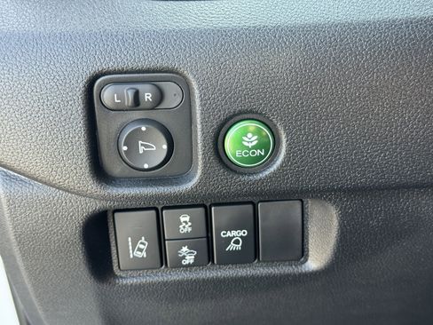 Certified 2025 Honda Ridgeline RTL image 27