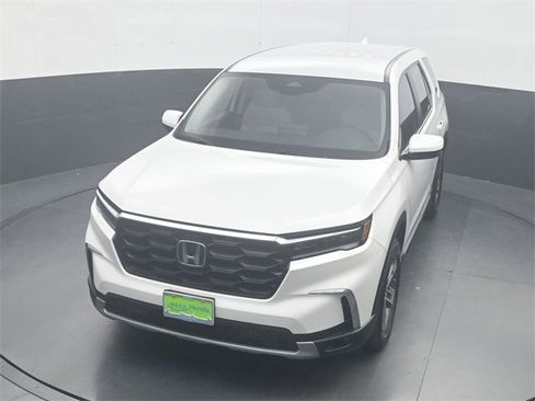 Used 2024 Honda Pilot EX-L image 21