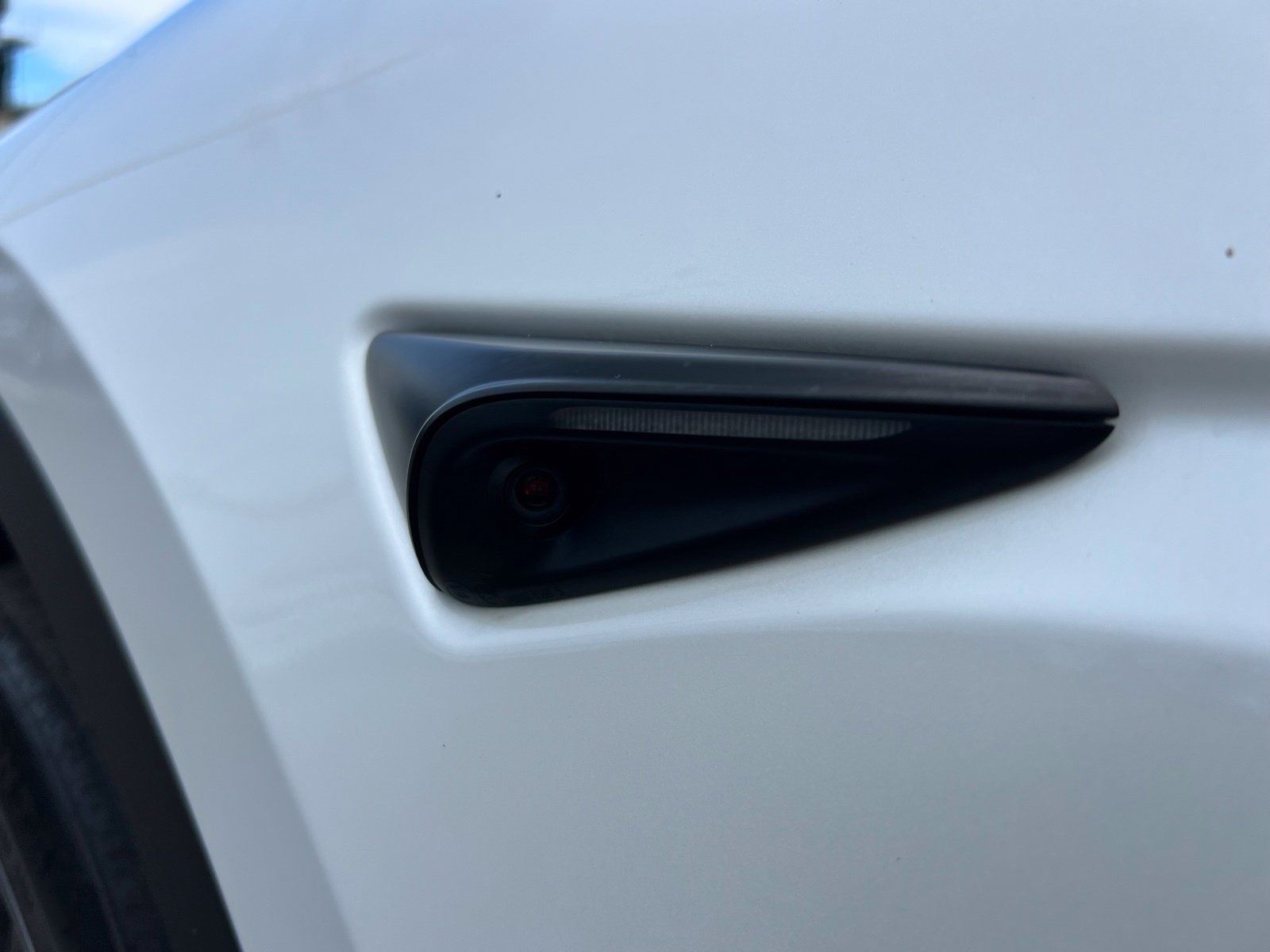 Used 2025 Tesla Model Y Long Range RWD image 29