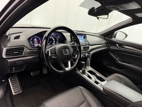 Used 2020 Honda Accord Sport image 8