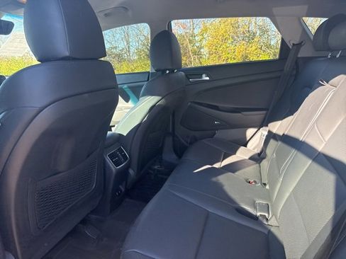 Used 2021 Hyundai Tucson Limited image 4