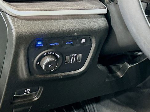 Used 2024 Jeep Grand Cherokee Limited 4xe w/ Trailer Tow Package image 8